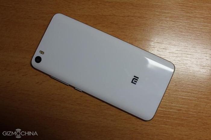 Xiaomi mi 5 looks to be tough as nails